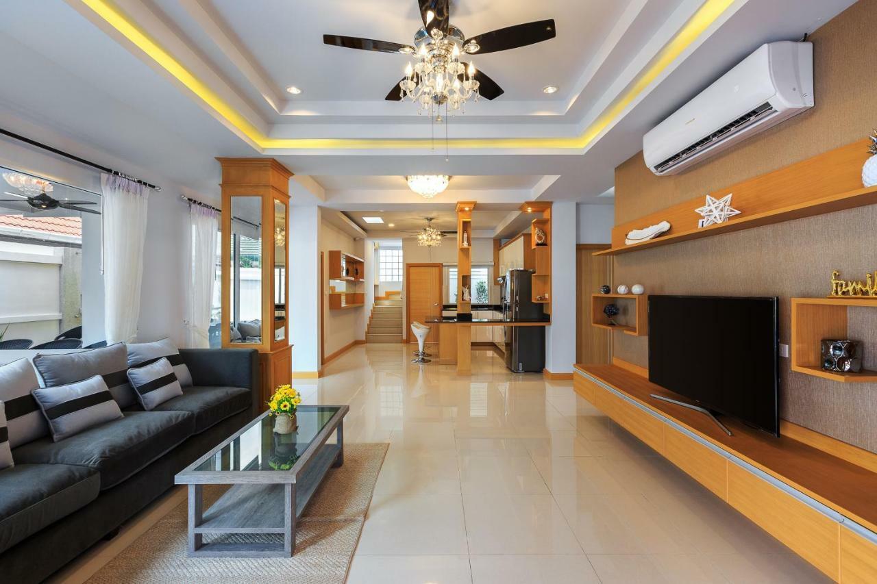 Gala Villa パッタヤー エクステリア 写真